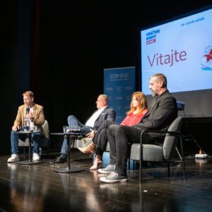 Rozália Pomichalová a Kostyantyn Kalmus uspeli v súťaži „Vráťme knihy do škôl“