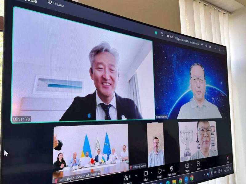 В Україні запрацює перший Центр роботизованої хірургії: підписано Меморандум