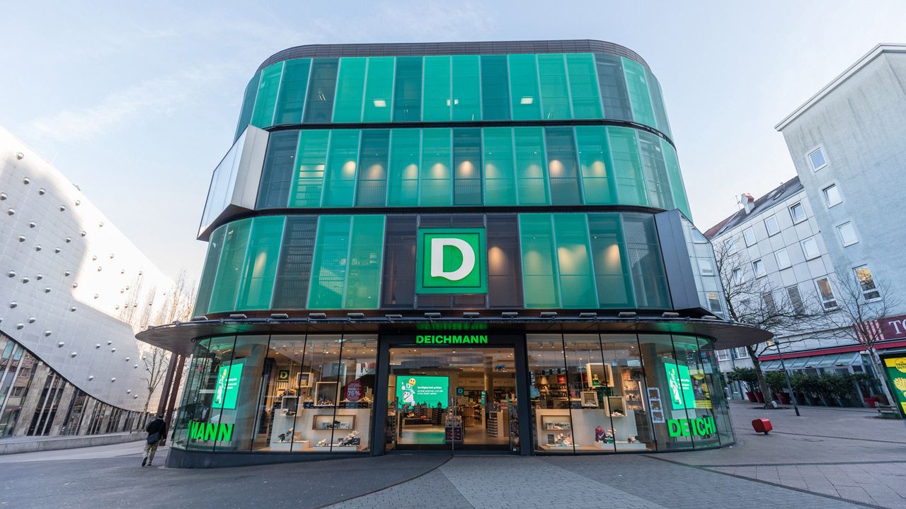 Netzinfrastruktur im Handel Telefónica Deutschland vernetzt tausende DEICHMANN-Filialen in Europa