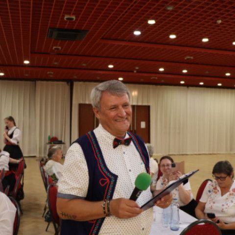 Súbory seniorov sa opäť stretli na pódiu