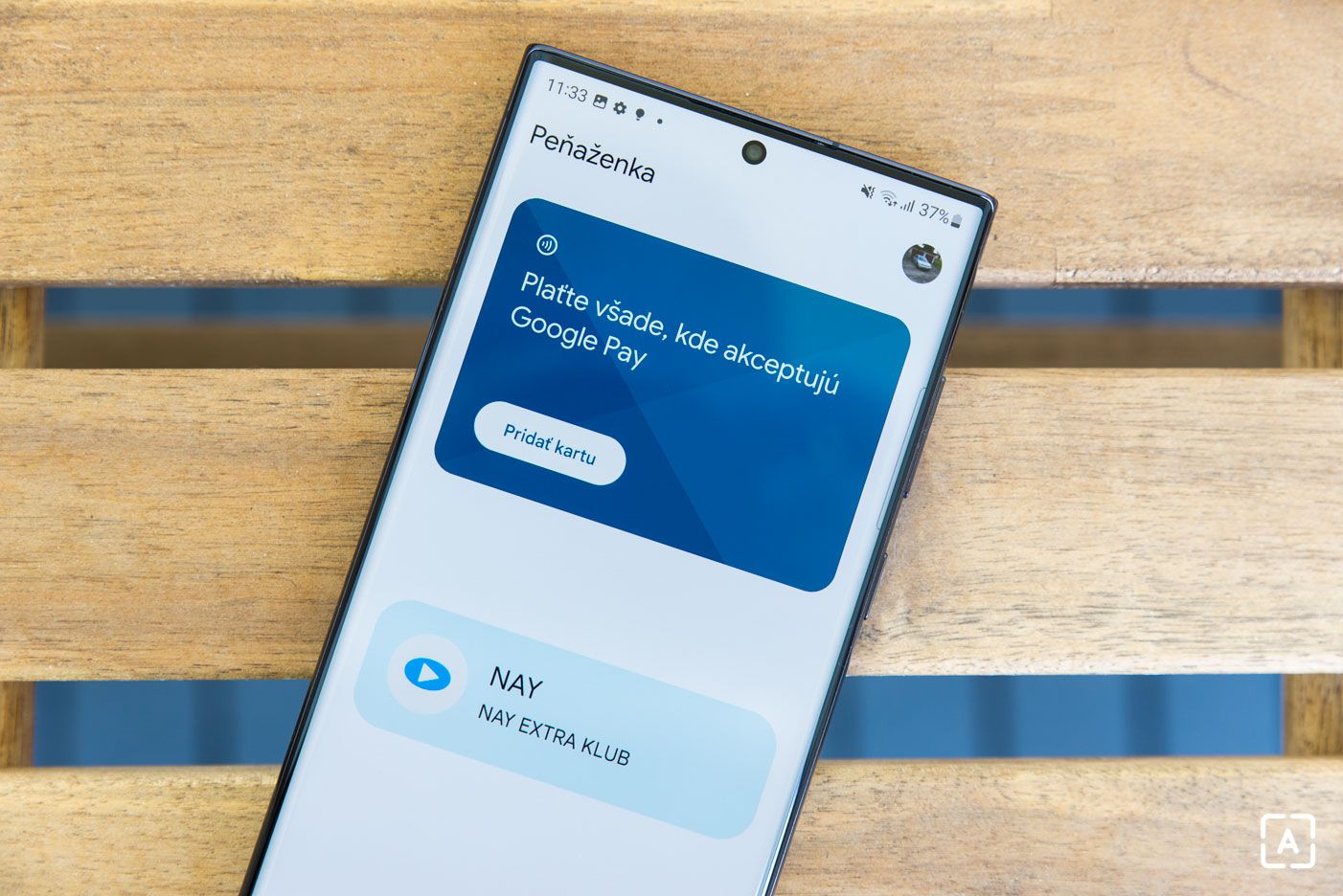 Google Peňaženka konečne spája históriu platieb v smartfóne a smart hodinkách