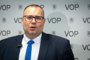 Proces s bývalým šéfom polície Kovaříkom má pokračovať výsluchom ďalších troch svedkov