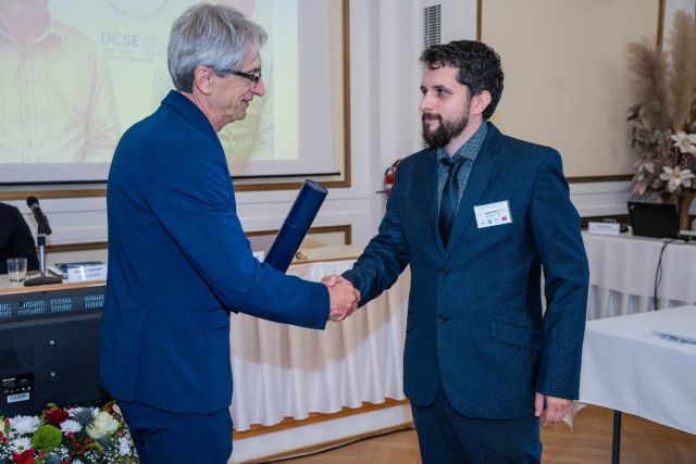 Visegrádi országok tudományos akadémiáinak találkozója Szomolányban