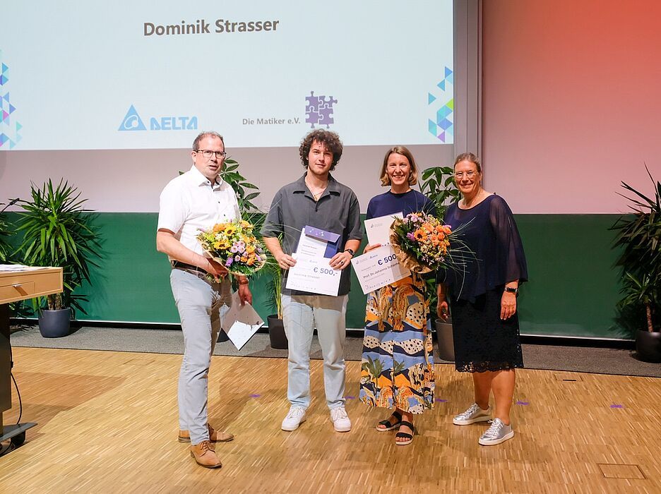 Universität Paderborn feiert Absolvent*innen