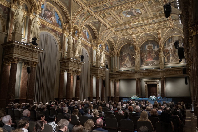 Hagyományt és közösséget teremteni – Művészeti estek az Akadémián XVII.