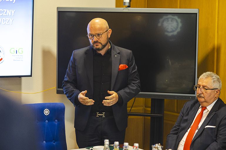 Porozumienie na rzecz cyberbezpieczeństwa sektora surowcowego i geologicznego