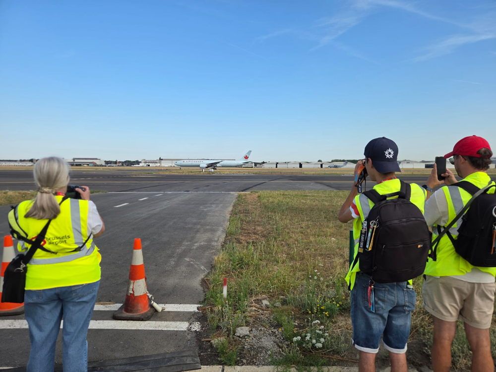Brussels Airport organiseert 9e Spottersdag met vliegtuigliefhebbers