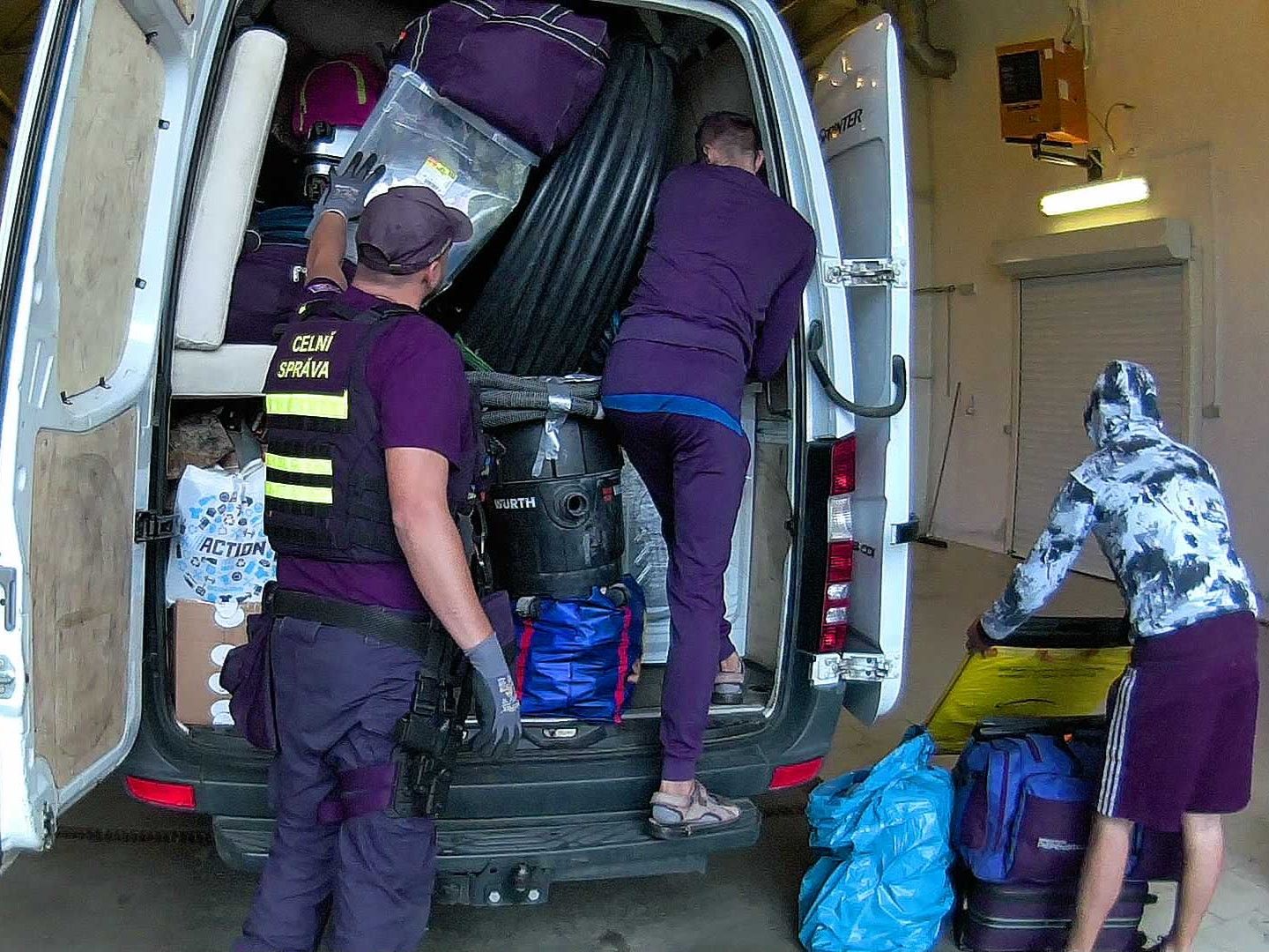 Celníci na jihu Moravy zadrželi kontraband barvené nafty
