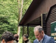 Prvý ročník rybárskych pretekov dvojíc o pohár rektora TUZVO spojil študentov a zamestnancov dvoch univerzít