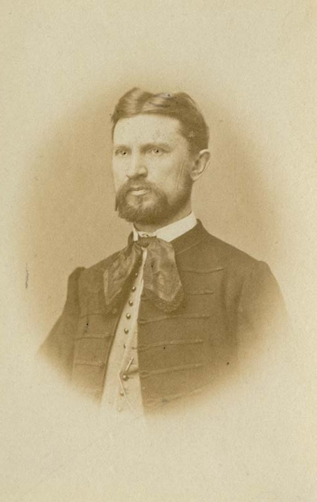 A múlt értékeinek felmutatása és tanúság a jövőt szolgáló szellemi munkáról – Ünnepi kiadványok az Akadémián 2.