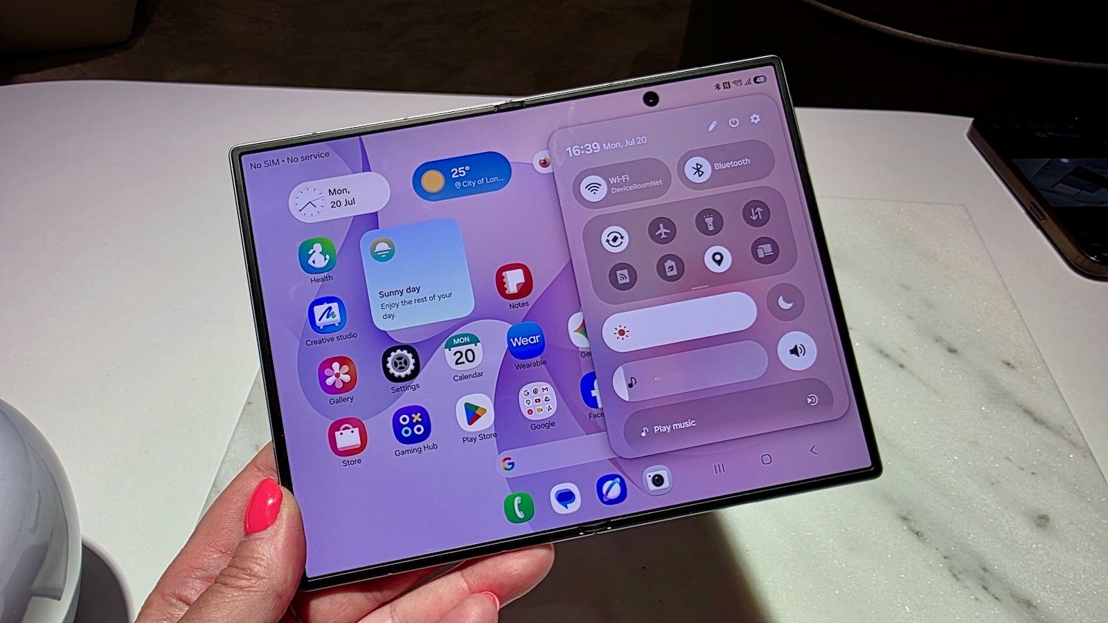 Samsung ukázal budúcnosť skladacích telefónov: Galaxy Z Fold8 a Fold8 Ultra oficiálne