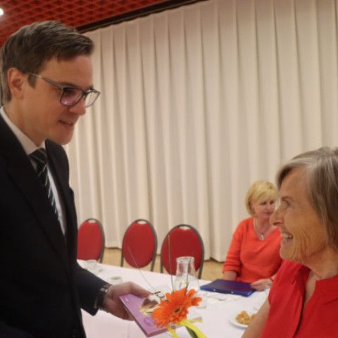 Mesto Senica s úctou privítalo svojich tohtoročných jubilantov