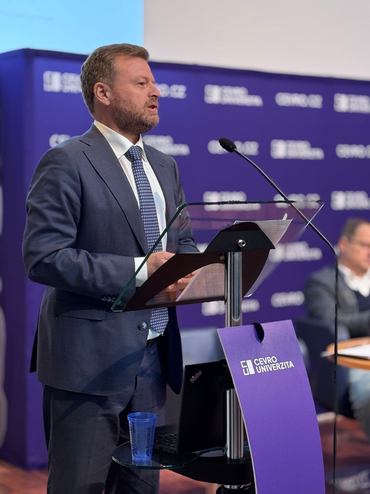 Politici a ekonomové se na CEVRO Univerzitě střetli nad státním rozpočtem