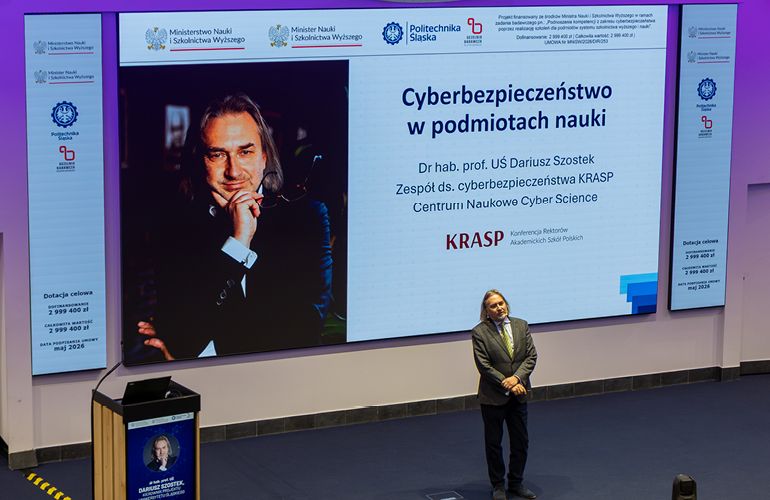Projekt CYBEREDU rozpoczęty! Eksperci z całej Polski szkolą się na Politechnice Śląskiej