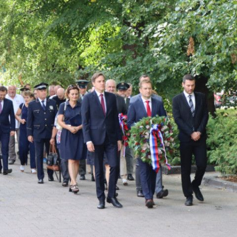 Senica si pripomenula 82. výročie Slovenského národného povstania