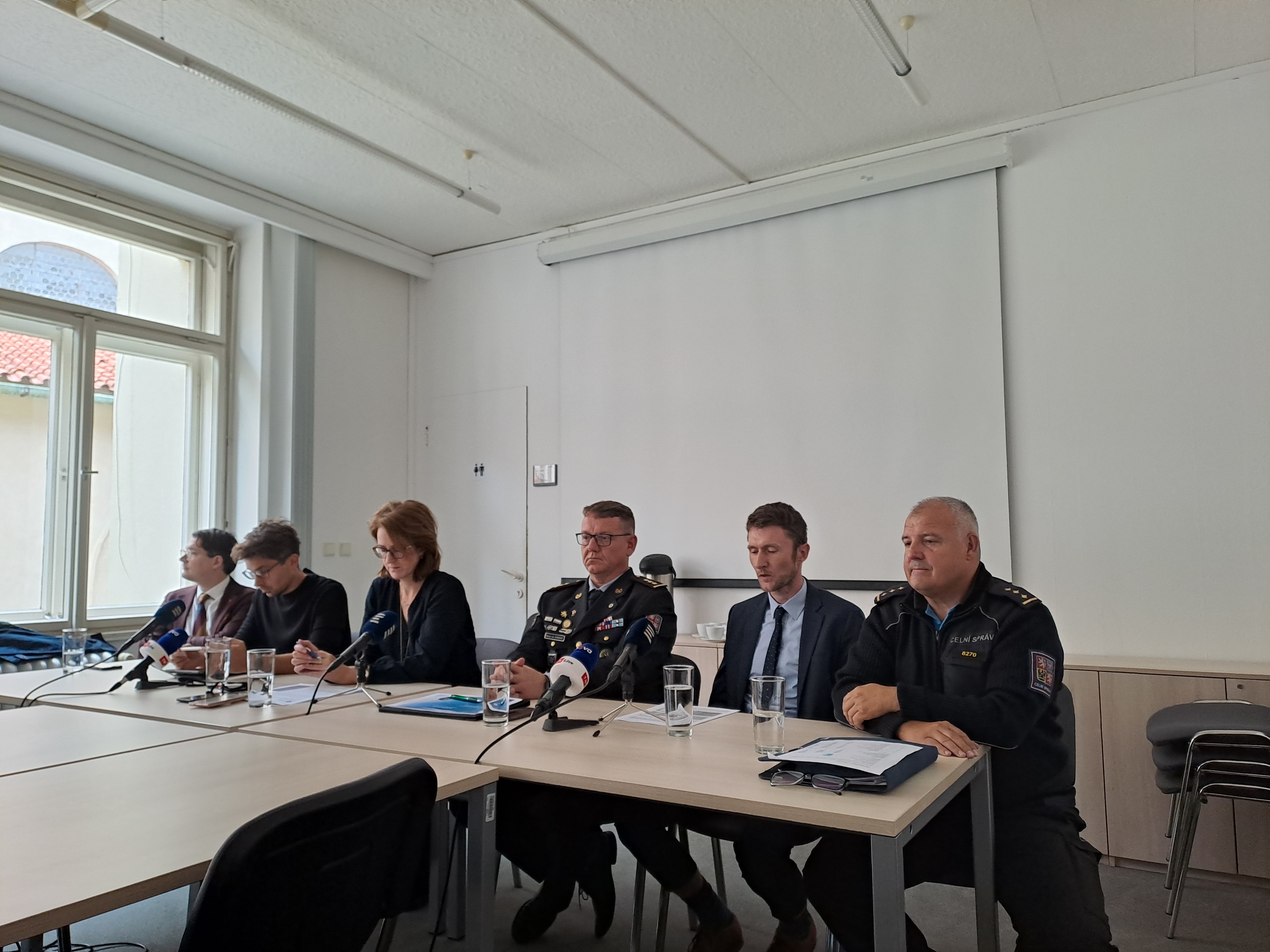ADaM 2025: Alkohol a nikotin dětem? Kontroly ukázaly, že se zákaz stále porušuje