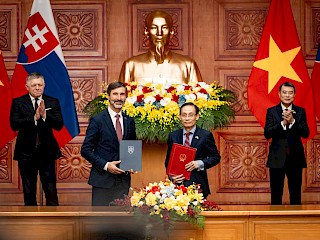 Robert Fico v Hanoji: Slovensko a Vietnam majú potenciál najmä na rozvoj spolupráce v oblasti atómovej energie a zbrojárskeho priemyslu