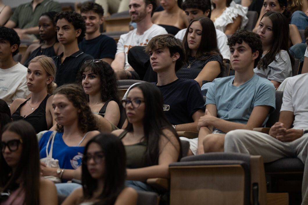 NŌ Architects inaugura el nuevo curso al alumnado del Grado en Arquitectura de la CEU UCH