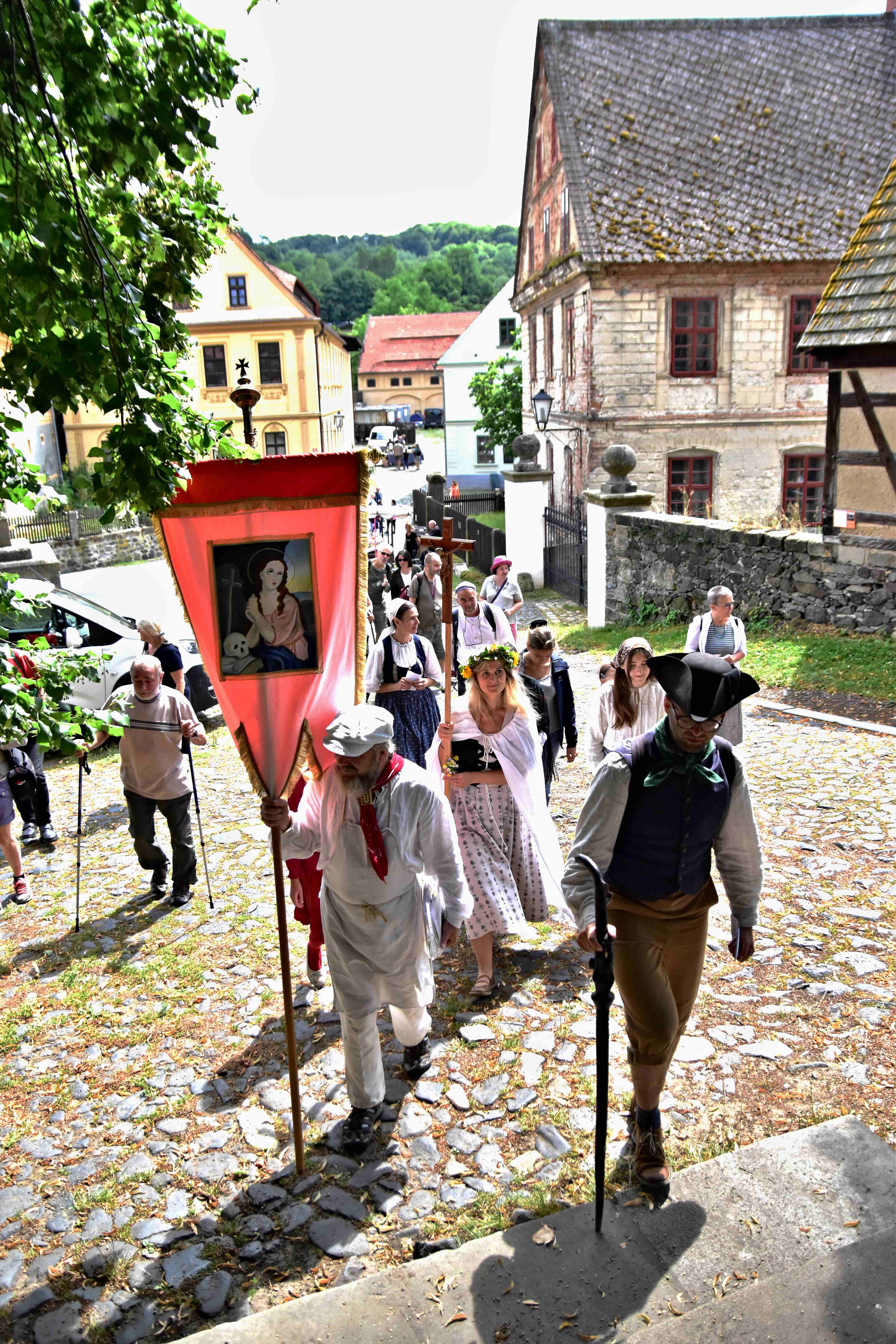 Poutní procesí projde Zubrnicemi ke kostelu sv. Maří Magdaleny