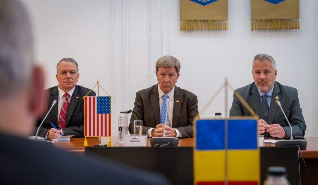 Întâlnirea ministrului Afacerilor Interne, Cătălin Predoiu, cu congresmanul Mike Rogers, președintele Comisiei pentru Forțe Armate din Camera Reprezentanților a SUA