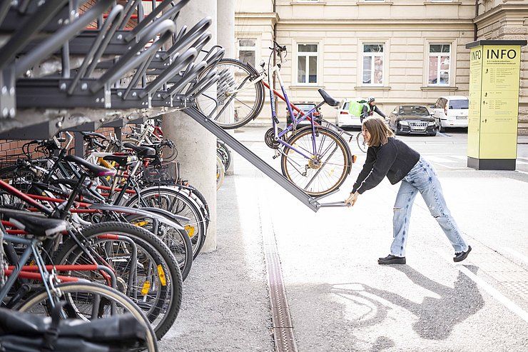 Tirol Kliniken gewinnen VCÖ-Mobilitätspreis Tirol 2026