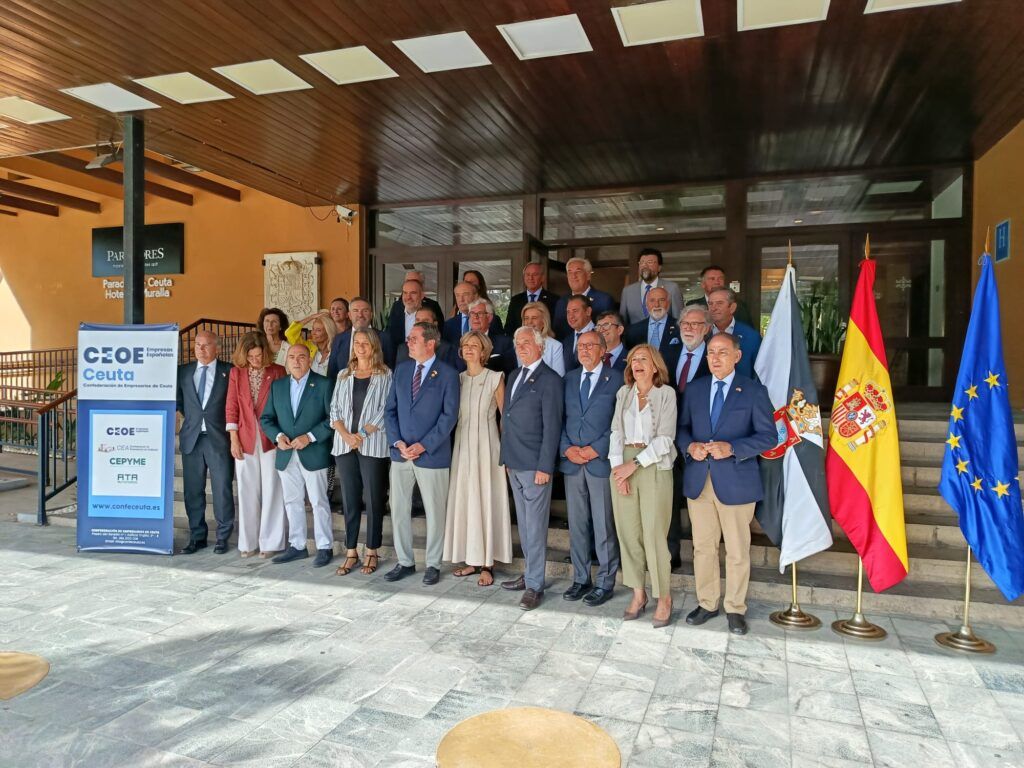 CEOE reúne a sus órganos de gobierno en Ceuta para abordar la crisis sobre el terreno y apoyar a ciudadanos y empresas