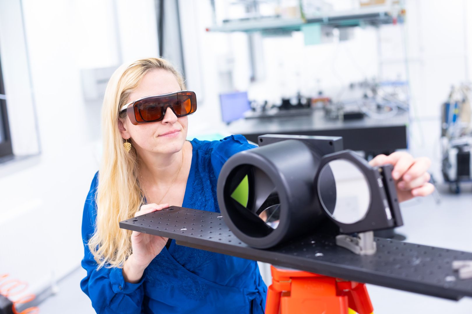 TU Graz-Physikerin präsentiert mobiles Gerät zur hochpräzisen Messung von Luftschadstoffen