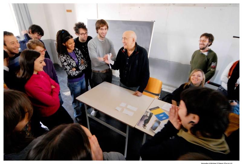 Il Politecnico ricorda Franco Fontana, maestro del colore