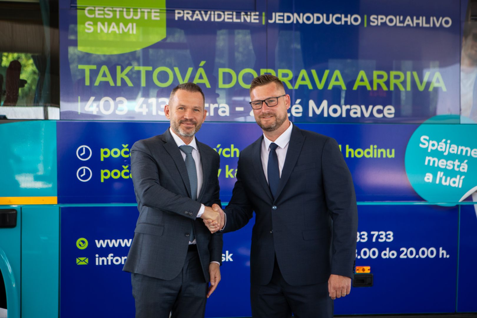 Jednoduchšie cestovanie v Nitrianskom kraji: Nový prestupný lístok a ďalšia taktová doprava