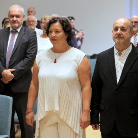 Slávnostné zastupiteľstvo vzdalo poctu Jánovi Petrovi a Miloslavovi Chomovi