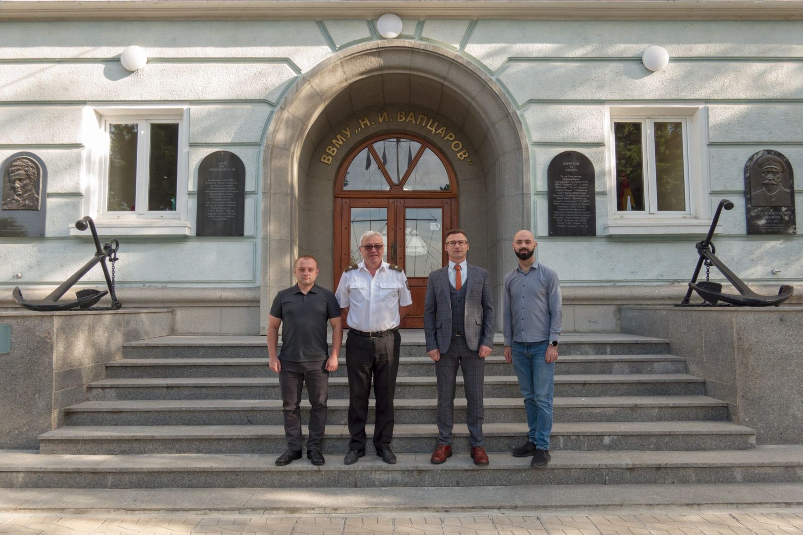 ВВМУ „Н. Й. Вапцаров“ подписа меморандум за разбирателство с Държавния научноизследователски институт на Украйна