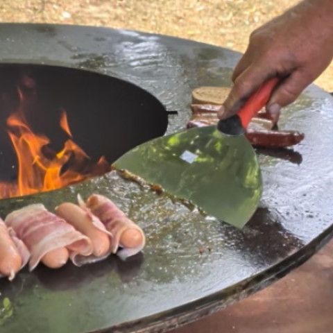 Verejný gril je novinkou na Kunovskej priehrade