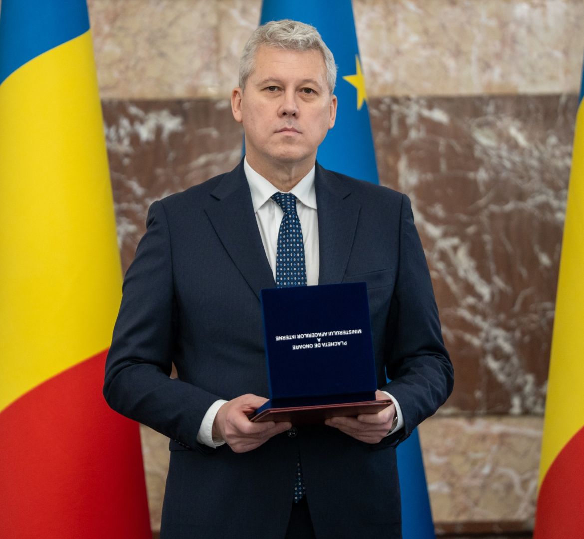 Ministerul Afacerilor Interne a marcat Ziua Drapelului Național prin recunoașterea meritelor angajaților săi