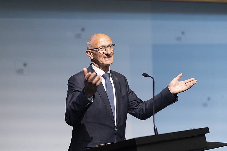 Land Tirol überreichte Bundesauszeichnungen