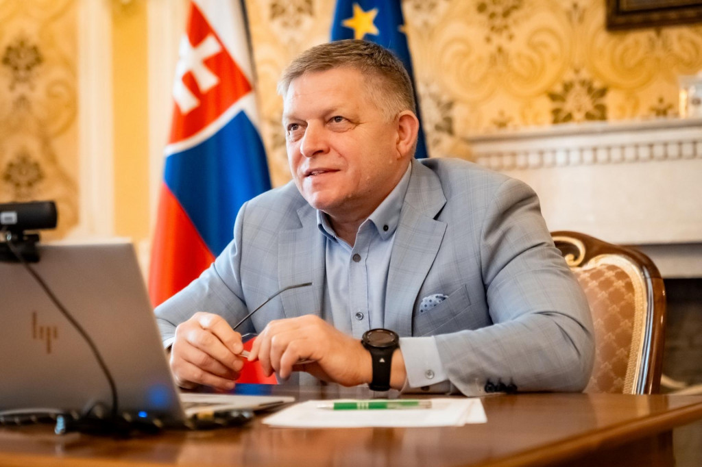 Estónsko nepovolí Ficovi prelet do Moskvy cez svoj vzdušný priestor. Tak ako pred rokom