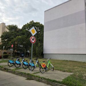 Stanovište arriva.bike na Jánošíkovej ulici je premiestnené