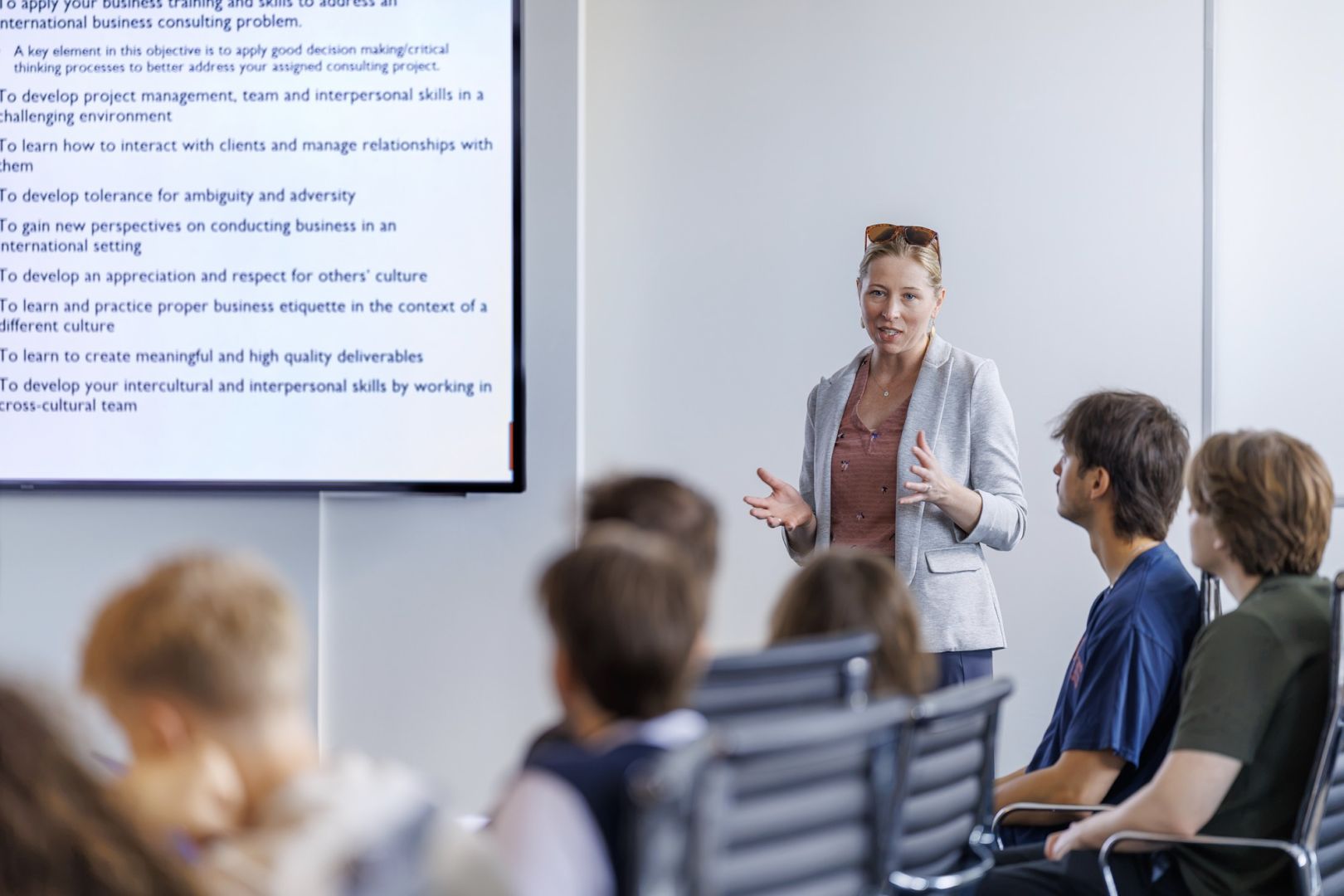 Úspešný 13. ročník International Business Consulting Program na EUBA