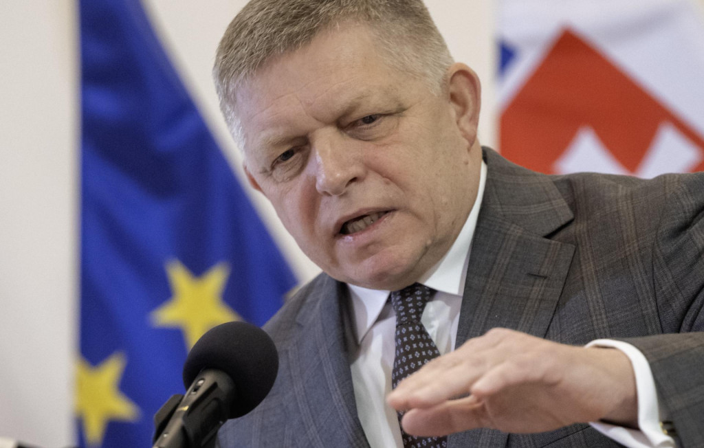 Estónsko nepovolí Ficovi prelet do Moskvy cez svoj vzdušný priestor. Tak ako pred rokom