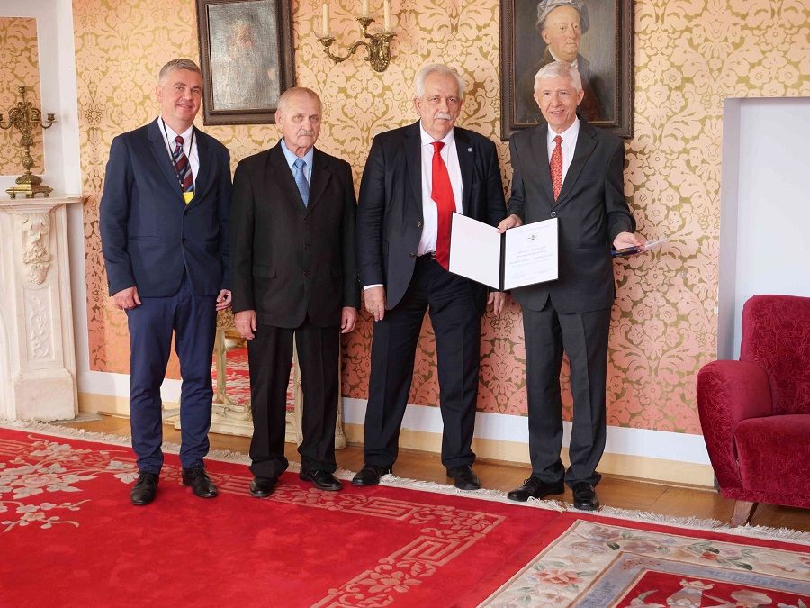 Profesor Černák sa stal ďalším laureátom Ceny Jána Gaža
