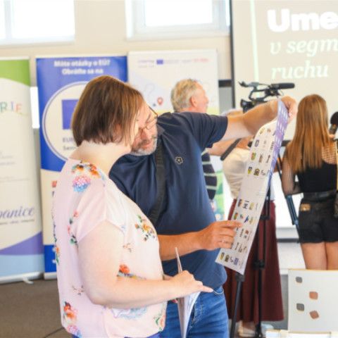 Odborníci diskutovali o budúcnosti cestovného ruchu a cezhraničnej spolupráci