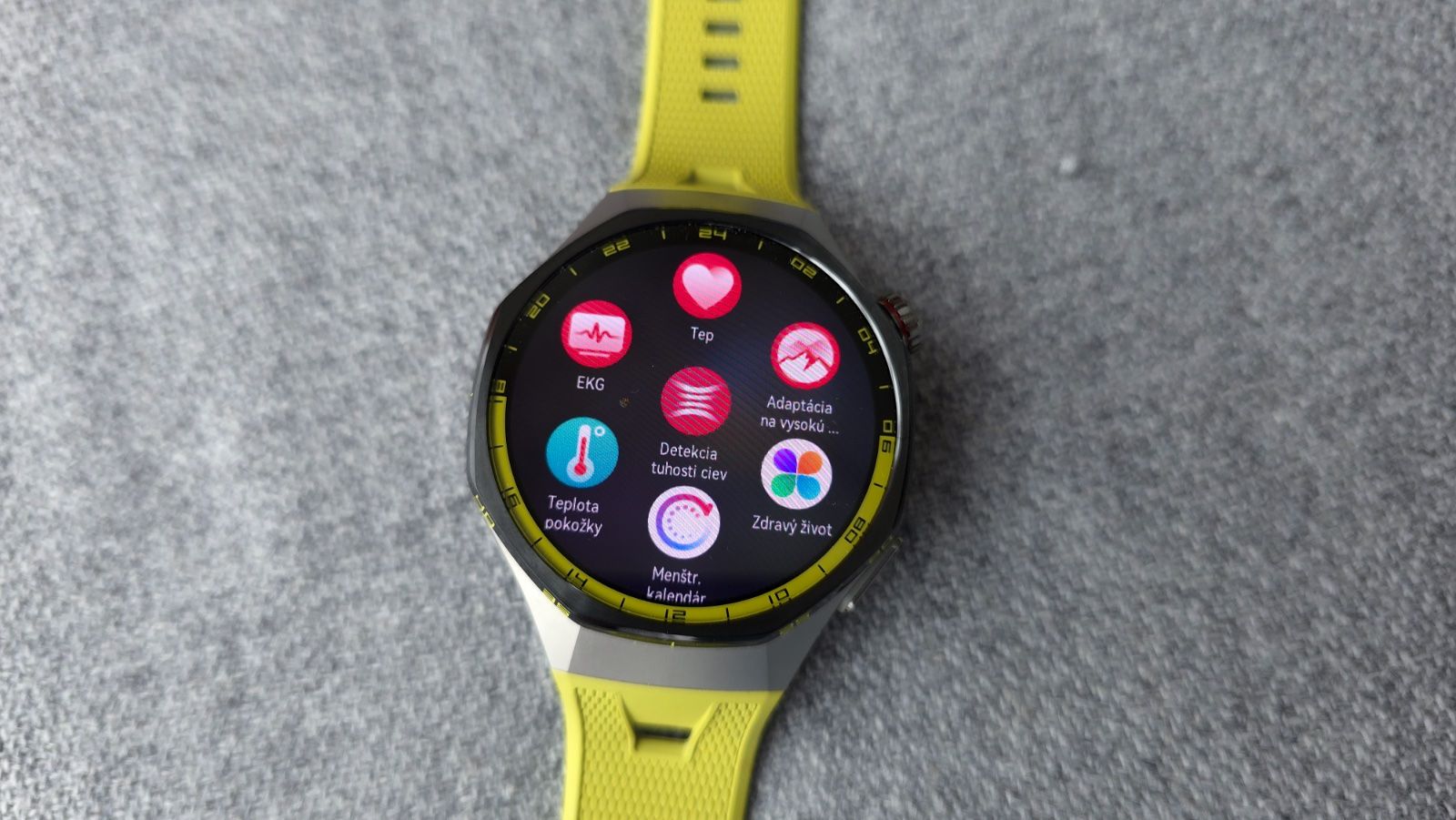 Recenzia Huawei Watch GT 7 Pro: Titán, zafír a dva týždne bez nabíjačky
