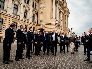 Robert Fico v Rumunsku: Stretnutia s krajanmi sú vzácnou príležitosťou na upevňovanie vzájomných vzťahov