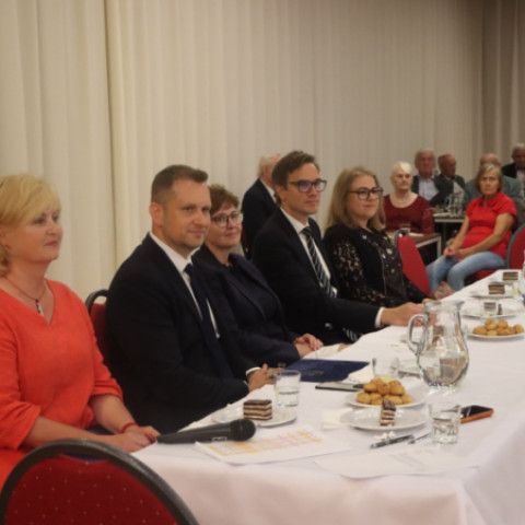 Mesto Senica s úctou privítalo svojich tohtoročných jubilantov
