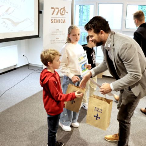 Senica a Hodonín chcú bezpečnejšie ulice: Kampaň #šlapeto stavia na dátach a ohľaduplnosti