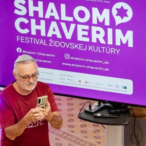 Shalom Chaverim v Senci
