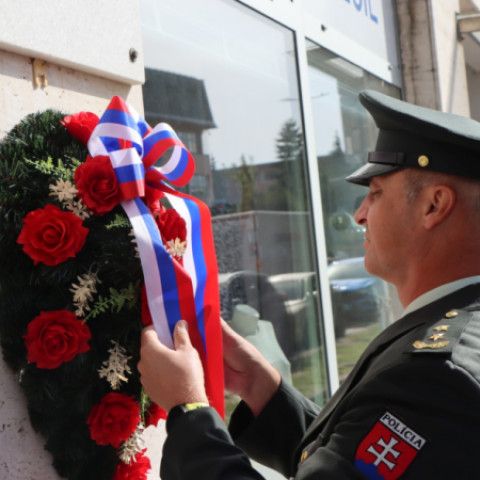 Senica si pripomenula 82. výročie Slovenského národného povstania