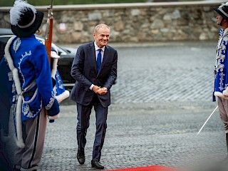 "V4 JE OPÄŤ ŽIVÁ" - predsedovia vlád krajín V4 rokovali na Bratislavskom hrade aj s írskym premiérom