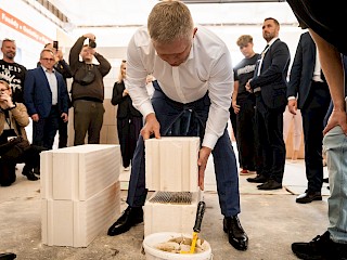 Robert Fico: Za minútu nájdete desať právnikov, ale jedného remeselníka hľadáte desať dní