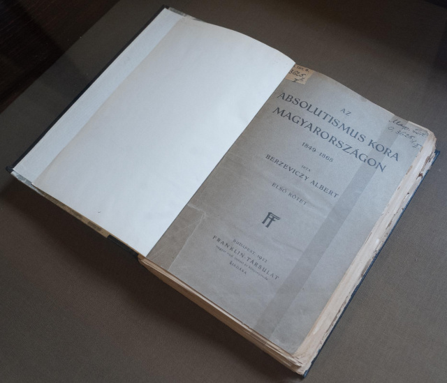 „Hogy emléke ne csak megmaradjon, de közkinccsé legyen” – Emlékülés Berzeviczy Albert tiszteletére