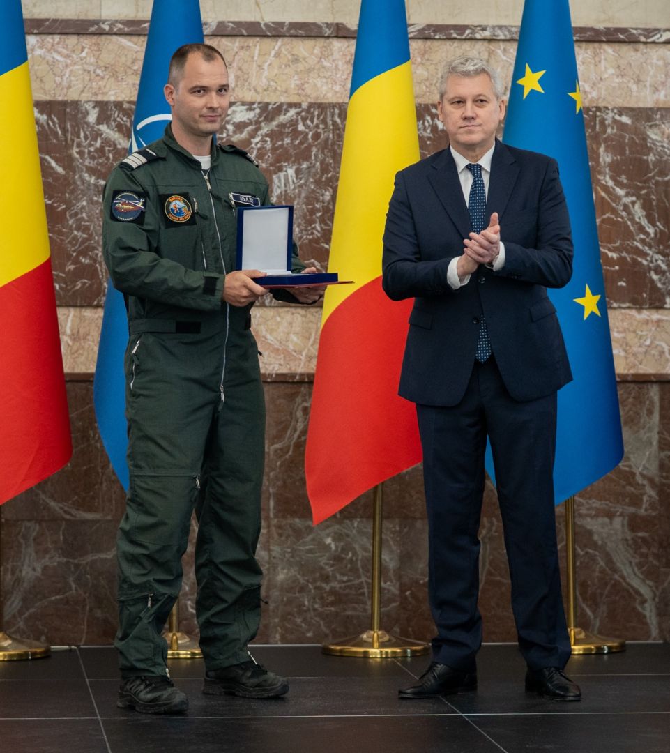 Ministerul Afacerilor Interne a marcat Ziua Drapelului Național prin recunoașterea meritelor angajaților săi